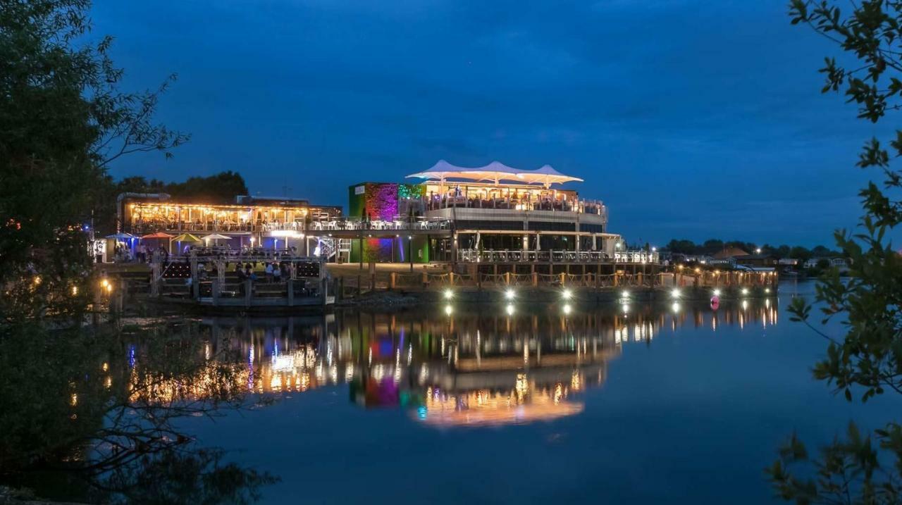 The Salsa Attractive Accomodation At Tattershall Lakes エクステリア 写真